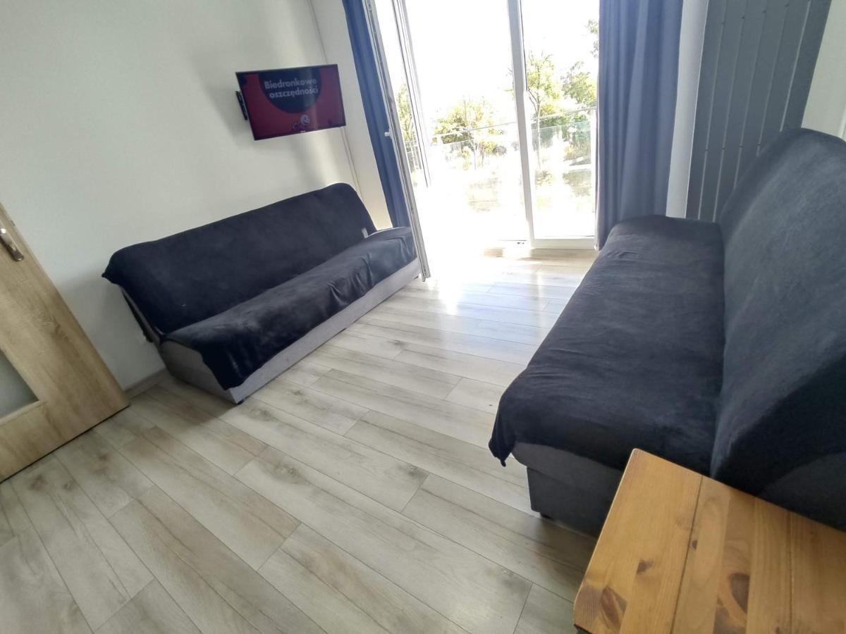 1110 Smialego 39 - Tanie Pokoje W Apartamencie - Samodzielne Zameldowanie - Self Check In Poznań Exterior foto